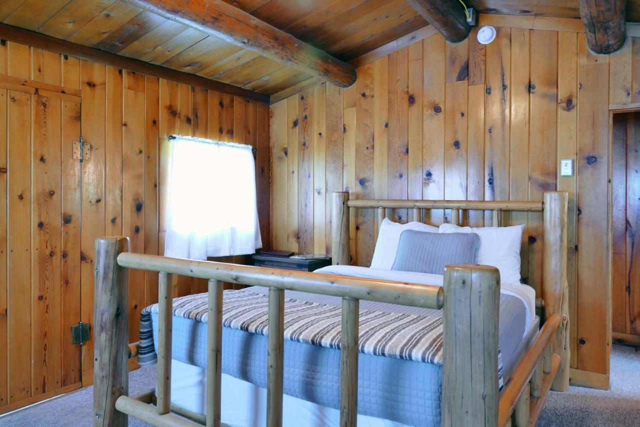 Trail Shop Inn Wapiti Bagian luar foto
