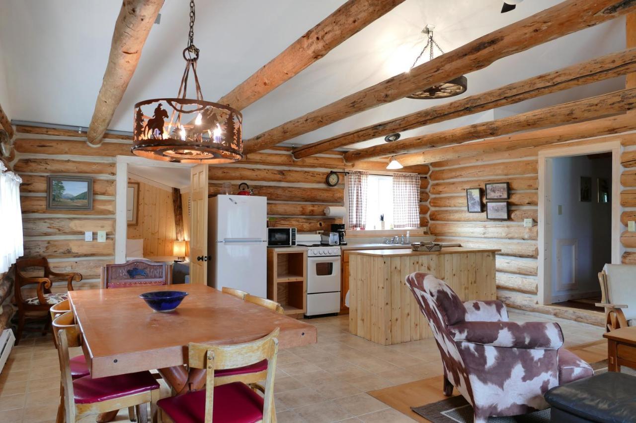 Trail Shop Inn Wapiti Bagian luar foto