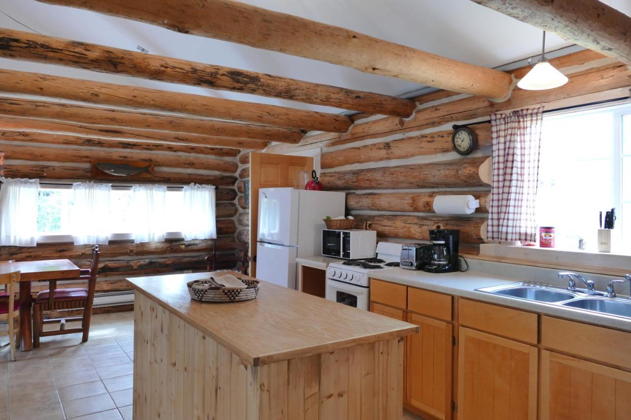Trail Shop Inn Wapiti Bagian luar foto