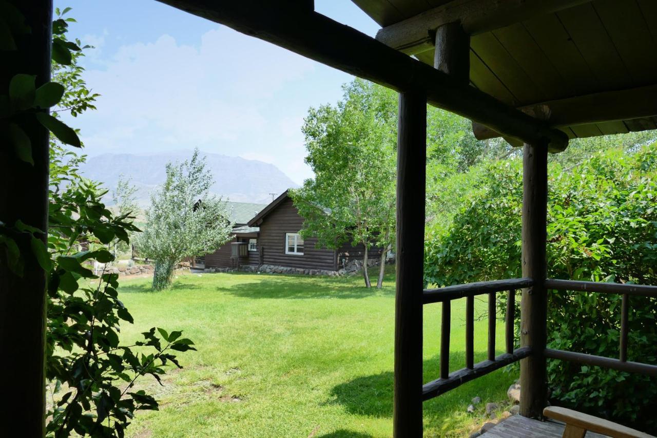 Trail Shop Inn Wapiti Bagian luar foto