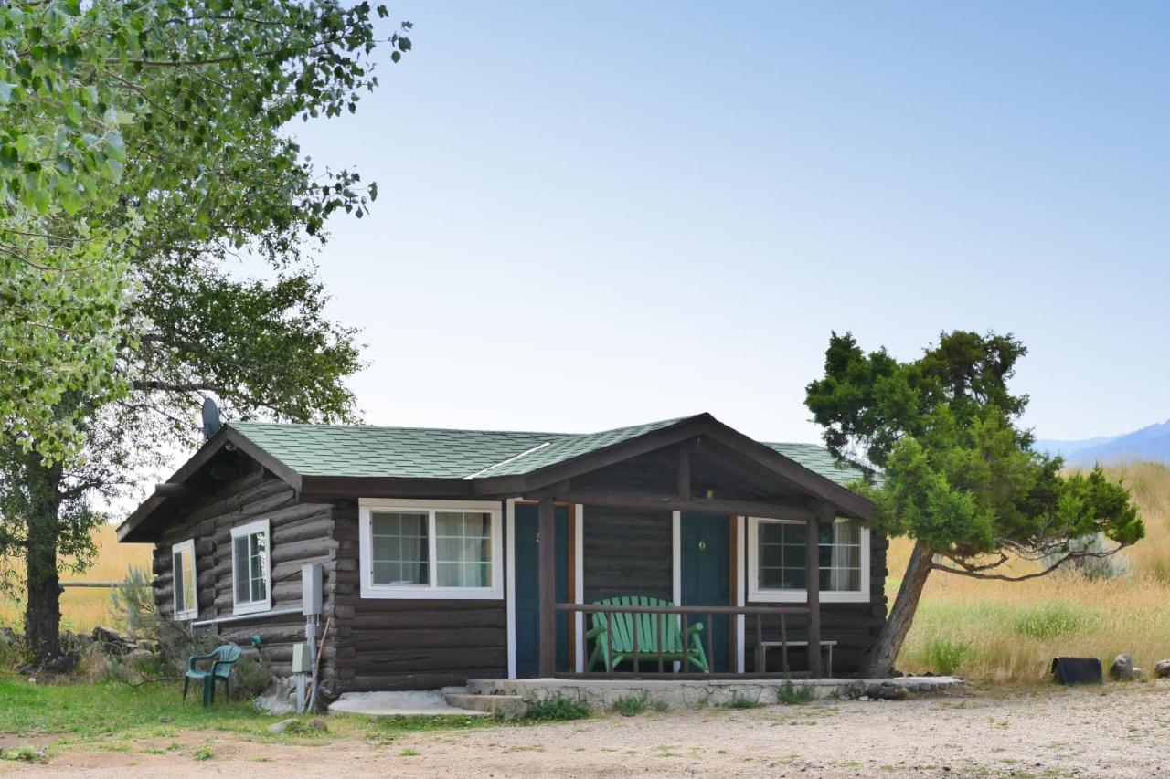 Trail Shop Inn Wapiti Bagian luar foto