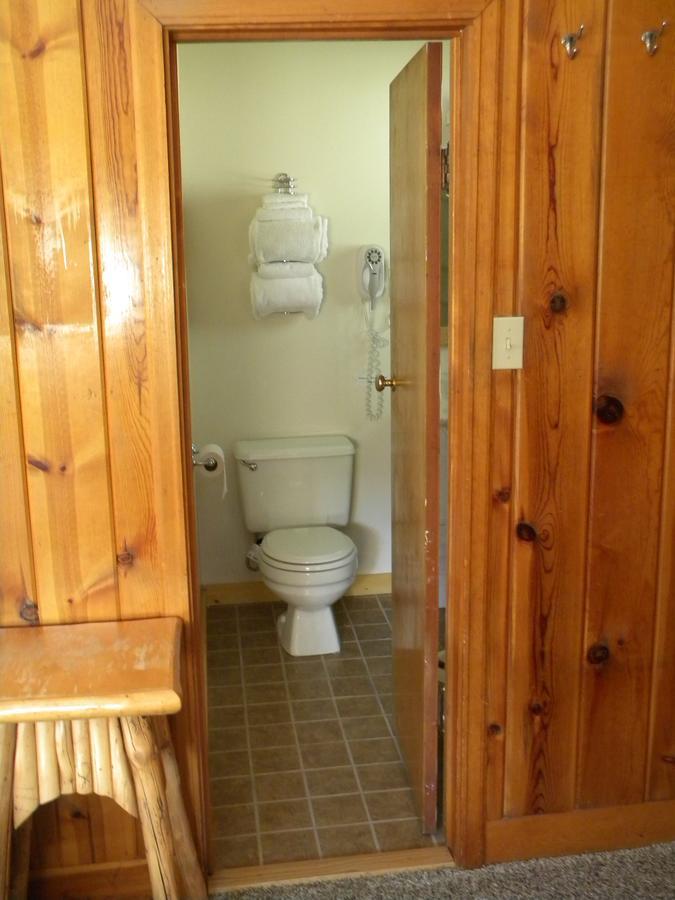 Trail Shop Inn Wapiti Bagian luar foto
